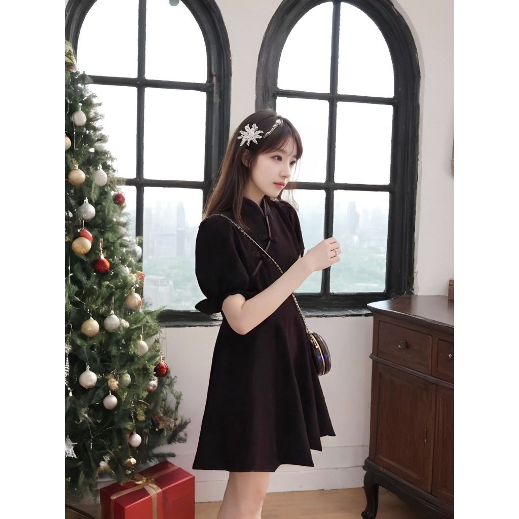 สวยเสมอ! ชุดเดรสกี่เพ้าสีดำสีแดงสไตล์จีน - รูปที่ 2