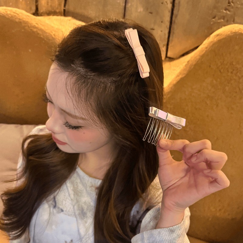 หวีผูกโบว์สําหรับผู้หญิงที่มีผมม้าด้านข้างหวีผมกิ๊บติดผมเครื่องประดับผม