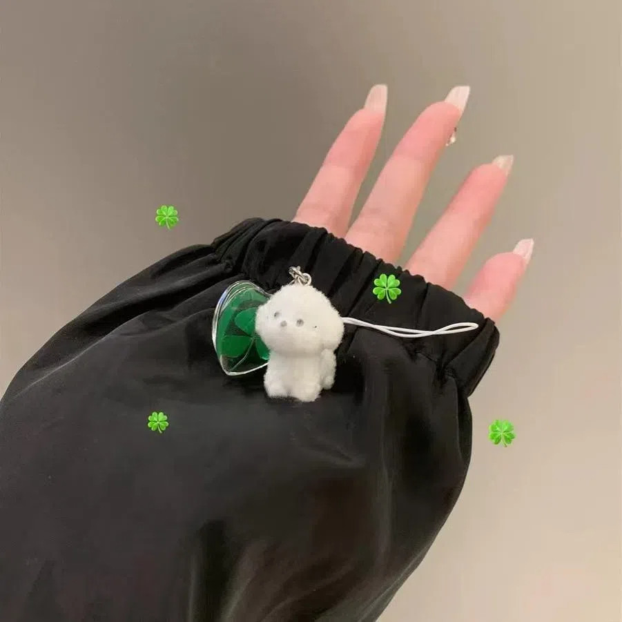สไตล์เกาหลี ins น่ารักนุ่มน่ารัก Lucky Four-leaf Clover สุนัขโทรศัพท์มือถือ Lanyard พวงกุญแจรถ AirPods จี้โซ่