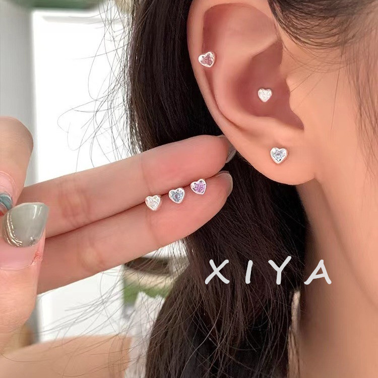Xiya Mini สีสันเพทายหัวใจต่างหูประณีตขนาดเล็ก Commuter ต่างหู