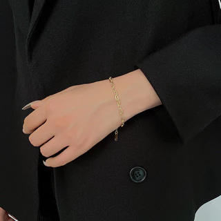 นูนหญิงสไตล์ใหม่แสงหรูหรา อิน ไทเทเนียมเหล็กโซ่สร้อยข้อมือเครื่องประดับของขวัญ