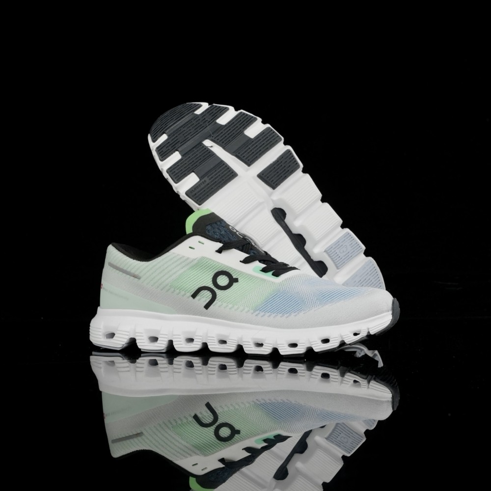 On Running On Cloud 6 Push Cloud6 รองเท้าวิ่งสําหรับผู้ชายและผู้หญิงรองเท้าผ้าใบ Unisex คู่น้ําหนักเ