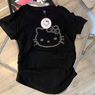 เสื้อยืดแขนสั้นสีดำทรงตรงสำหรับผู้หญิงในช่วงฤดูร้อน สไตล์ใหม่ เข้ารูปพอดีตัว ดีไซน์สาวฮอต