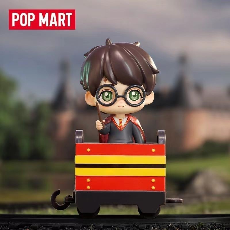 P POPMART POPMART Harry Potter To Hogwarts Series Figure-Made Mystery Box เครื่องประดับของเล่นเดสก์ท็อป