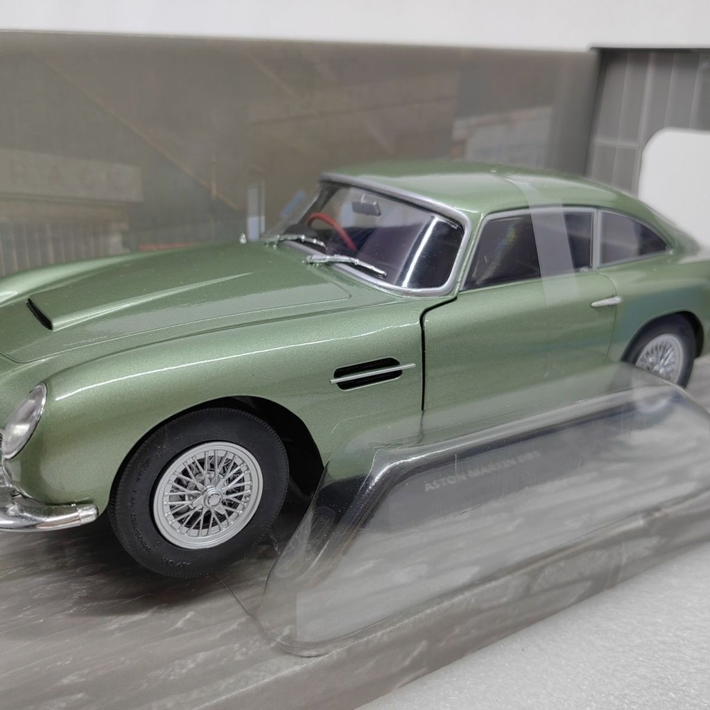 Solid 1/18 ASTON MARTIN DB5 ASTON MARTIN โมเดลรถอัลลอย