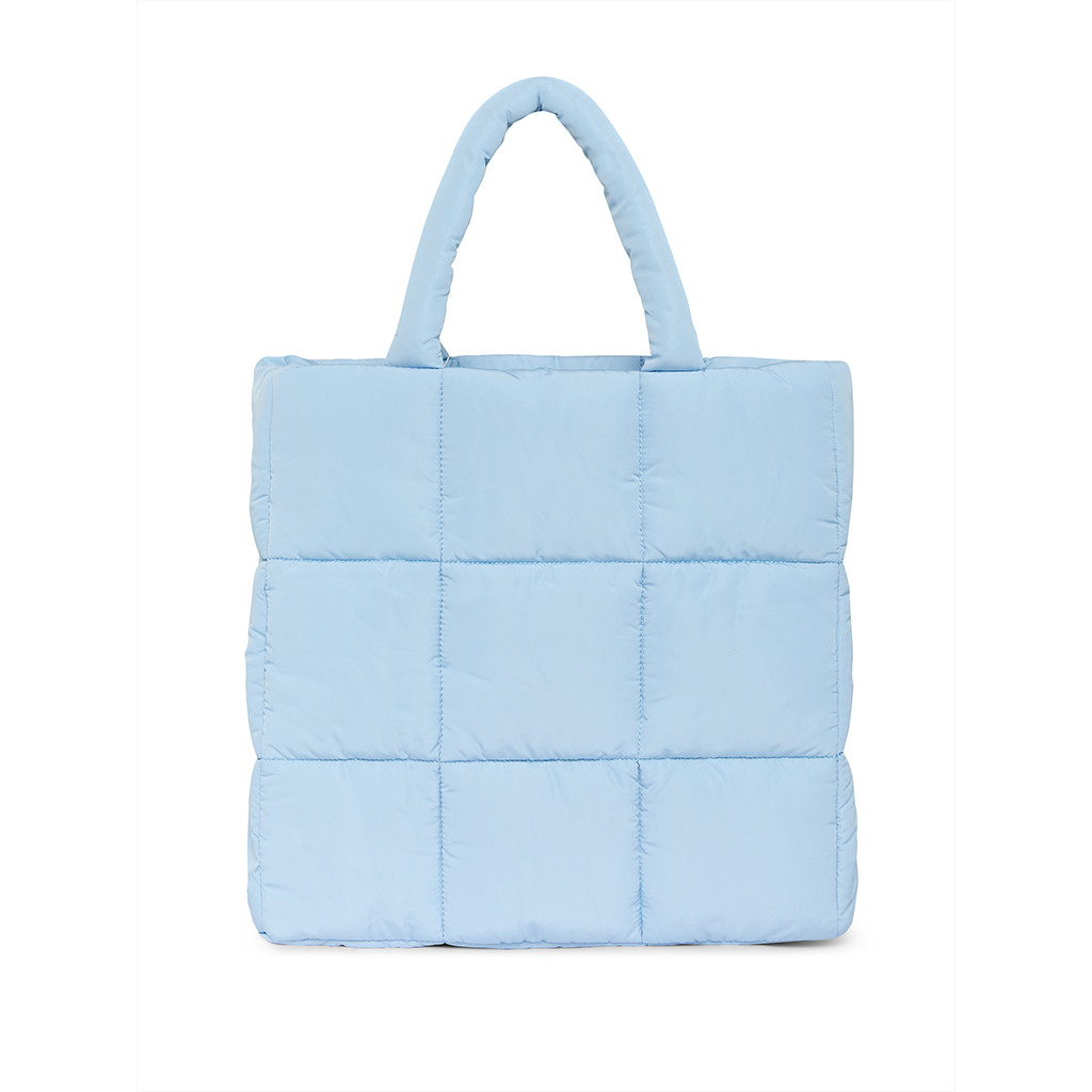 AIIZ (เอ ทู แซด) - กระเป๋าหิ้วเย็บบุนวม Quilted Tote Bag