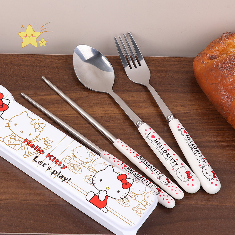 [JBTH] Kawaii Hello Kitty Chops ช้อนส้อม Sanrio KT แมวชุดอาหารเย็นแบบพกพาสําหรับเด็กอะนิเมะ Flatware พร้อมกล่อง [JB]