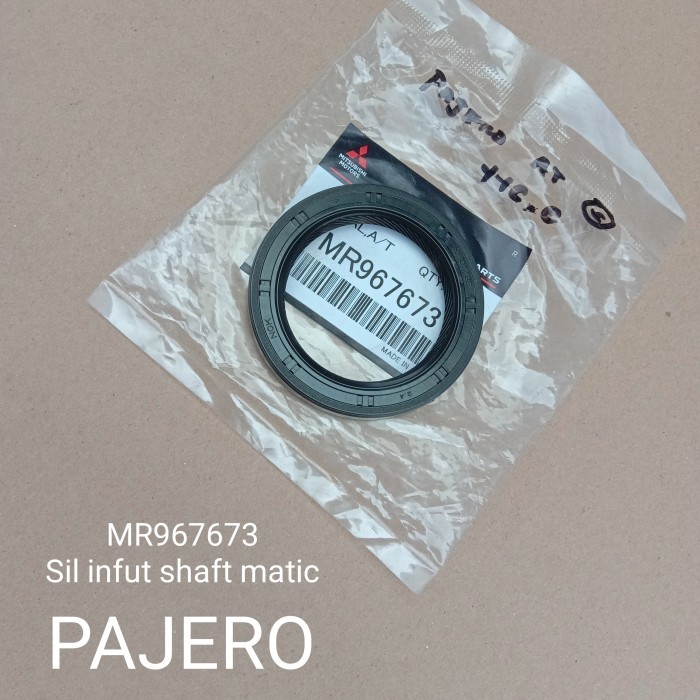 Seal Sil Input Infut Shaft Donut Converter Mitsubishi Pajero Matic MR967673 ต้นฉบับต้นฉบับ