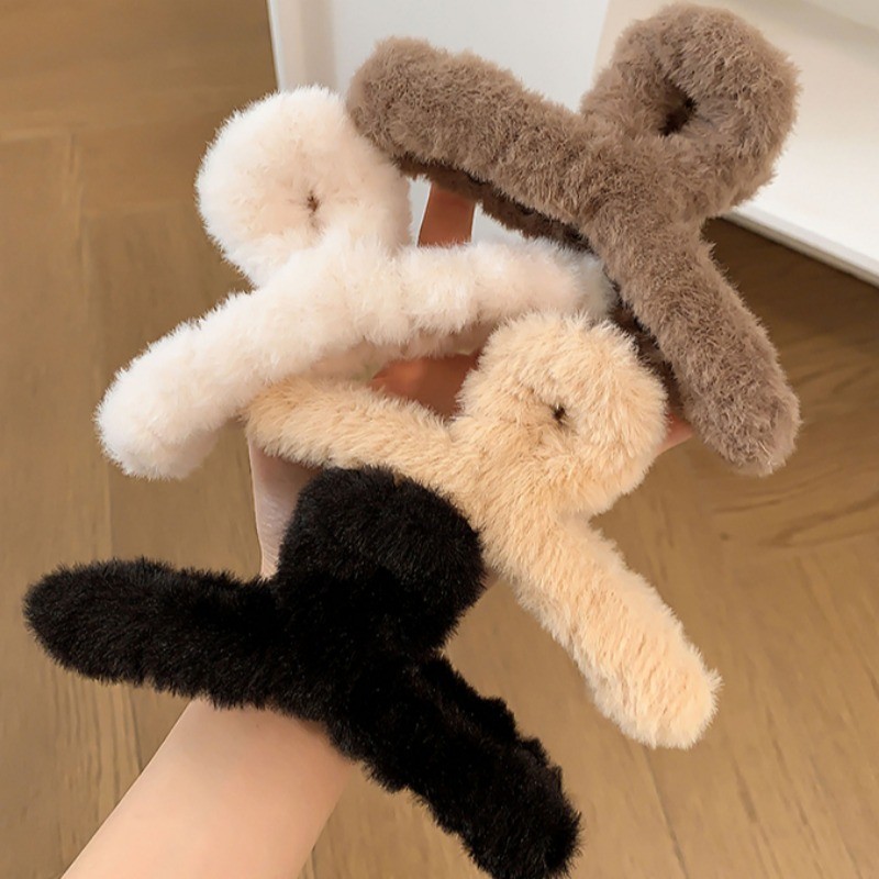 แฟชั่น High-End Feel กิ๊บติดผมผู้หญิงฤดูใบไม้ร่วงฤดูหนาว Plush กิ๊บติดผมฉลามขนาดใหญ่