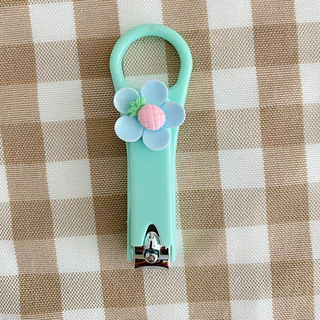 กรรไกรตัดเล็บพกพา (ขนาดเล็ก) - มีลายคละลาย/สีใหม่ ลายน่ารัก สะดวกใช้งาน G2863
