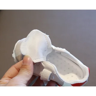 รองเท้าผ้าใบเด็กเล็ก หนัง PU นิ่ม ใส่สบาย พื้นกันลื่น 1-5ปี เด็กหญิง เด็กชาย Toddler Shoes