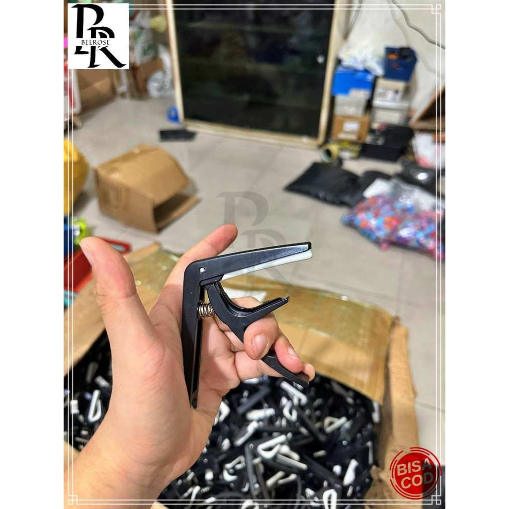 LUXSCENT [PLASTIC] Guitar Capo Guitar Capo วัสดุยางพลาสติก Premium Guitar Capo