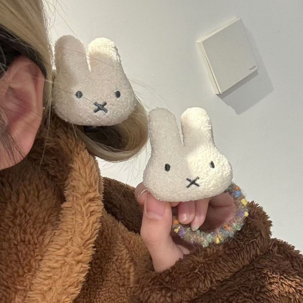 มิฟฟี่ ตุ๊กตากระต่ายสำหรับตกแต่งผม สไตล์น่ารักและเบาสบาย เพื่อความสนุกในการจัดทรงผมของคุณ