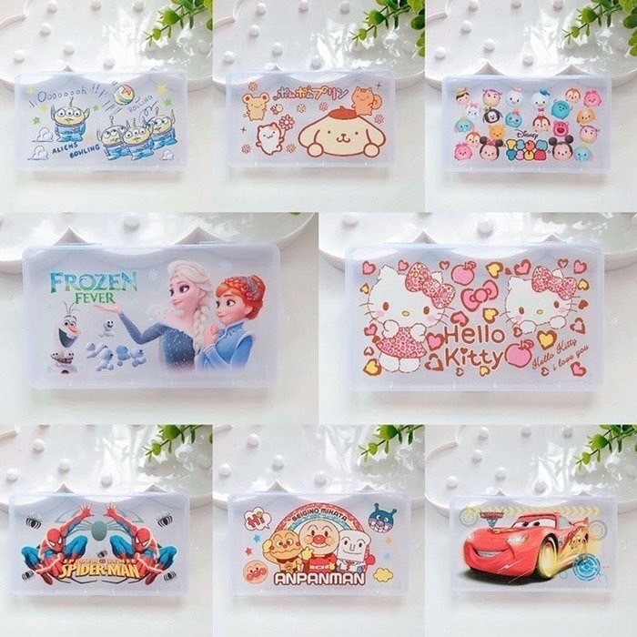 1ชิ้น สุ่มลาย กล่องใส่แมส ใส่อุปกรณ์ เครื่องเขียน กล่องพลาสติก ลายการ์ตูนน่ารักๆ พร้อมส่ง
