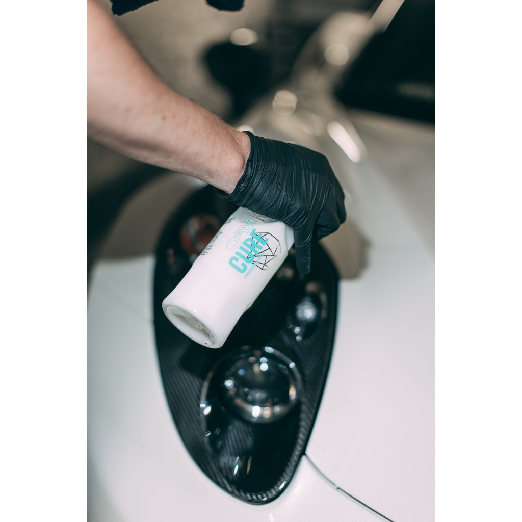 เคลือบสีรถยนต์ GYEON Q²M CURE 500ml. สเปรย์เคลือบเงา มีส่วนผสมของ SiO2 สำหรับบำรุงผิวเคลือบแก้วเซราม