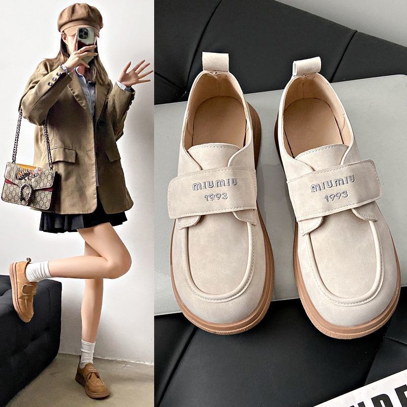 Xyj สินค้าใหม่รองเท้าผู้หญิงสไตล์อังกฤษรอบ Toe All-Match รองเท้าหนังขนาดเล็ก Slip-On Velcro รองเท้า
