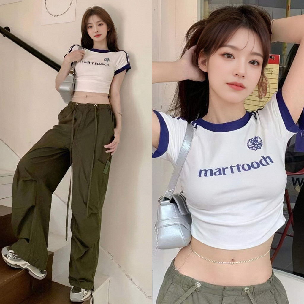 เสื้อยืดครอปเอวสูงสีขาว พร้อมลายกรีน สไตล์Y2K คอกลมทรงสลิมฟิต ใส่แล้วดูเท่ห์