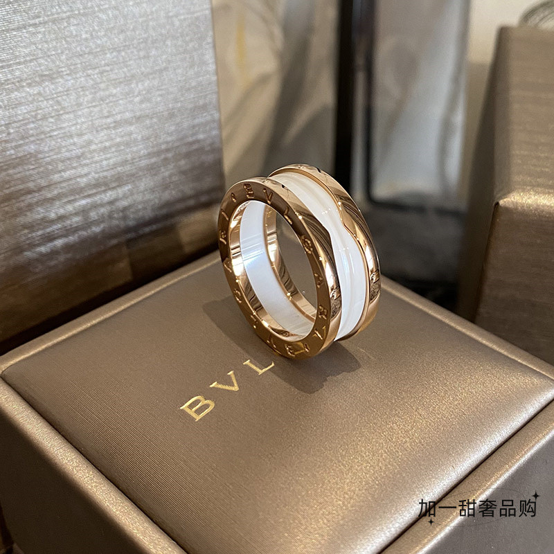 [พร้อมกล่อง] Bvlgari/bvlgari B.ZERO1 Spring Series Rose Gold แหวนเซรามิกสีขาวแหวนคู่แหวนคู่แหวนคู่ขอ