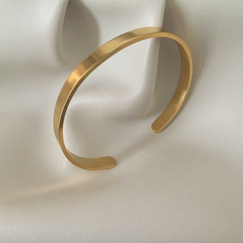 ไทเทเนียมเหล็ก 6 มม.ไม่ซีดจางแฟชั่นอารมณ์ Retro Simple สร้อยข้อมืออุปกรณ์เสริมของขวัญขายส่ง