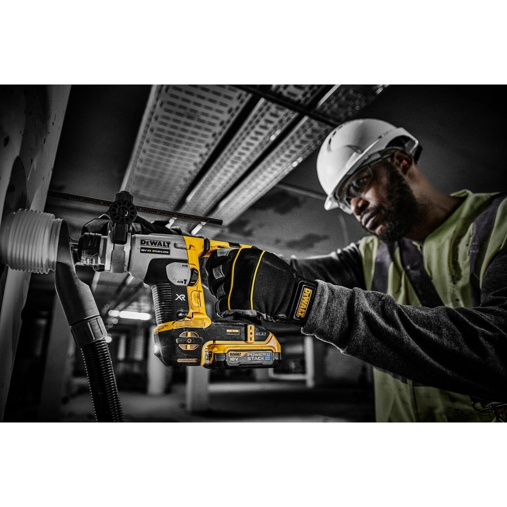 room_shop101 DEWALT แบตเตอรี่ Powerstack 20V Max 1.7AH DCL040E1-B1 พร้อมไฟฉาย LED