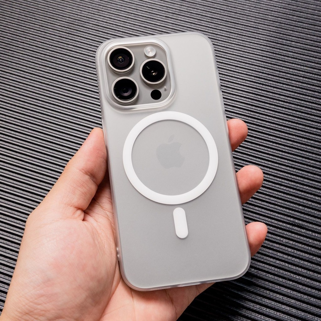 Minimalist สีทึบพรีเมี่ยม Patternless วัสดุ Skin-Feel เคสโทรศัพท์เหมาะสําหรับ iPhone 16Plus/13/11/15ProMax/12Pro/16ProMax/13Pro/14ProMax/16 Matte Shock-Resistant Magnetic Protective Soft Case