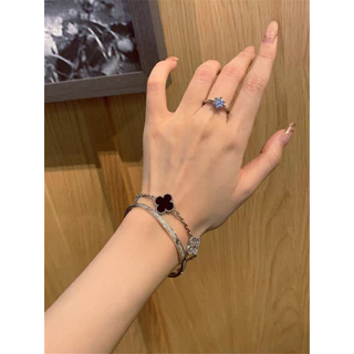 Ins Style New Delicate Four-leaf Clover Lucky Bracelet หวานอเนกประสงค์แฟชั่นสร้อยข้อมือดีไซน์เรียบง่าย