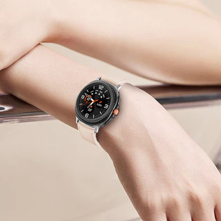 สายหนังซิลิโคนอ่อนนุ่มสําหรับ Samsung Galaxy Watch 8 40/44 มม.นาฬิกา 8 คลาสสิก 46 มม.สายนาฬิกาแบบนุ่มสําหรับผู้ชายผู้หญิงไม่มีช่องว่าง