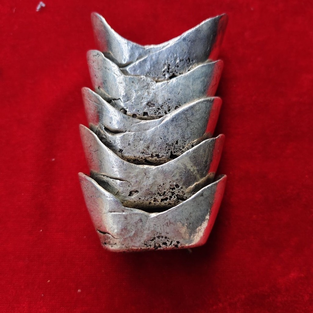 โบราณ Qing Dynasty Qing Dynasty Silver Ingot Silver Ingot Collection Qing Dynasty รังผึ้งโบราณ (Kang