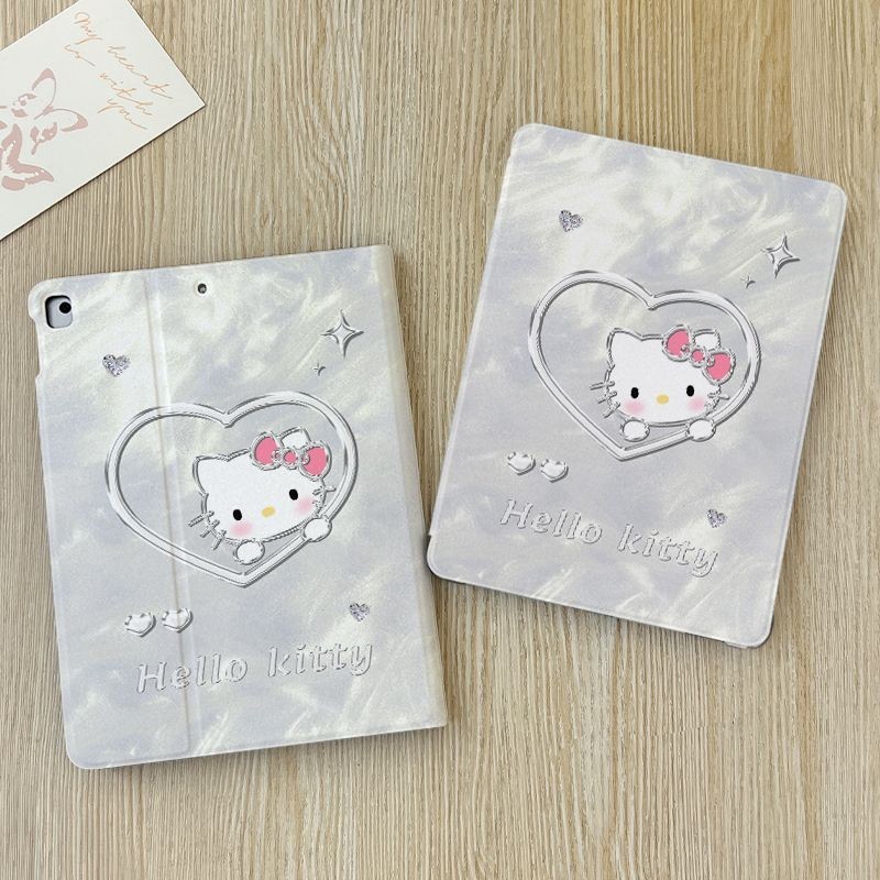 เคสป้องกัน iPad 10th Generation Air4 Air5 Air6 10.5 นิ้ว Creative Love Silver Hello Kitty พร้อมช่องเสียบปากกา Gen7/8/9 วัสดุผ้าไหม Mini4 5 ฝาครอบ Anti Drop กรณีแท็บเล็ต ราคา ถูกที่สุด ดีลบีเคเค แกลเลอรีภาพที่ 3