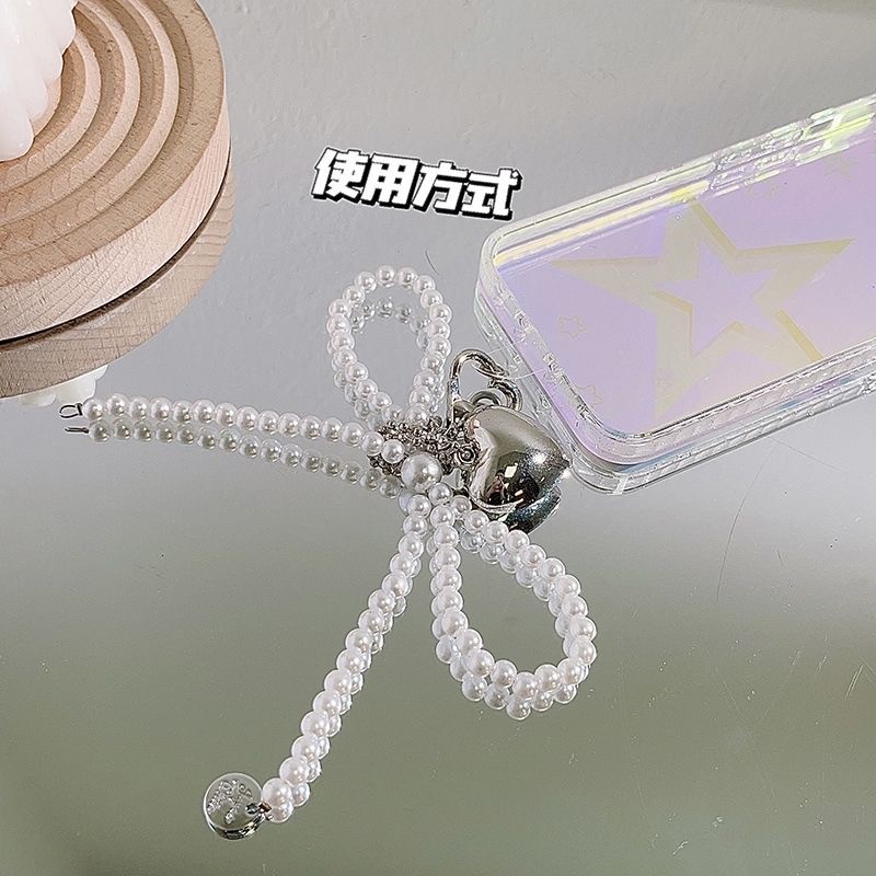 ที่ละเอียดอ่อนลูกปัดพวงกุญแจ Handmade Pearl Bow รูปจี้พวงกุญแจหัวใจพวงกุญแจเครื่องประดับ Pearl ตกแต่งสําหรับกระเป๋าโทรศัพท์