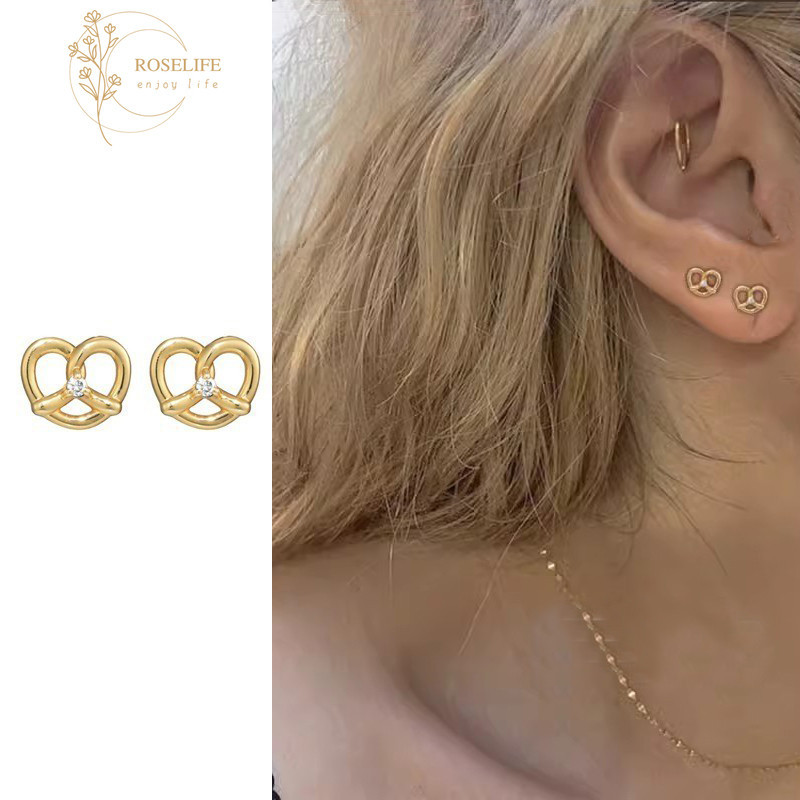 Roselife Vintage 14K Gold คริสตัลหัวใจสตั๊ดต่างหูผู้หญิง Hypoallergenic หูเครื่องประดับอุปกรณ์เสริม
