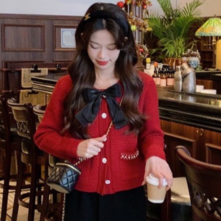 เสื้อสเวตเตอร์ถักลูกปัดโบว์สไตล์หอมๆต้นฤดูใบไม้ผลิและฤดูใบไม้ร่วงใหม่สีแดงวันหยุดสาวเสื้อถัก