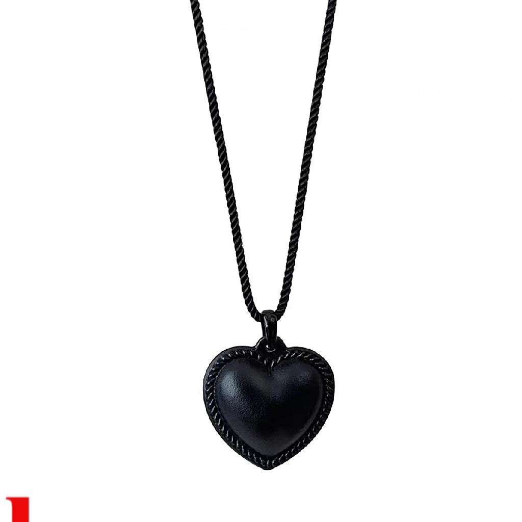 Fever เดียวกันสไตล์ Black Love สร้อยคอหรูหรา Niche Atmospheric High-End ฤดูใบไม้ร่วงฤดูหนาวยาวเสื้อก