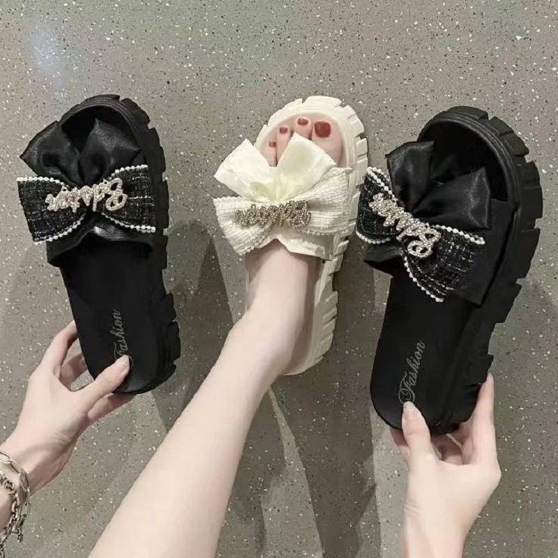 รองเท้าเเตะ ติดโบว์น่ารัก✨️ มาใหม่ใส่สบายนิ่มเท้า✨️ มี 2 สี✨️ สินค้าพร้อมจัดส่งX073