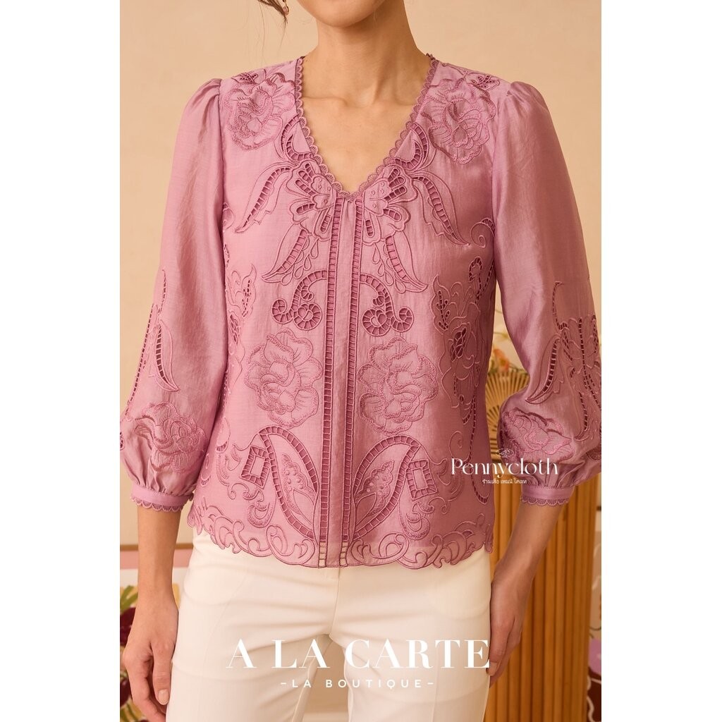 69842 เสื้อ A La Carte ชีฟองซิลด์ คอวี แขน 3 ส่วน งานปักฉลุ สวยหรู มีซับใน by PENNY CLOTH - รูปที่ 3