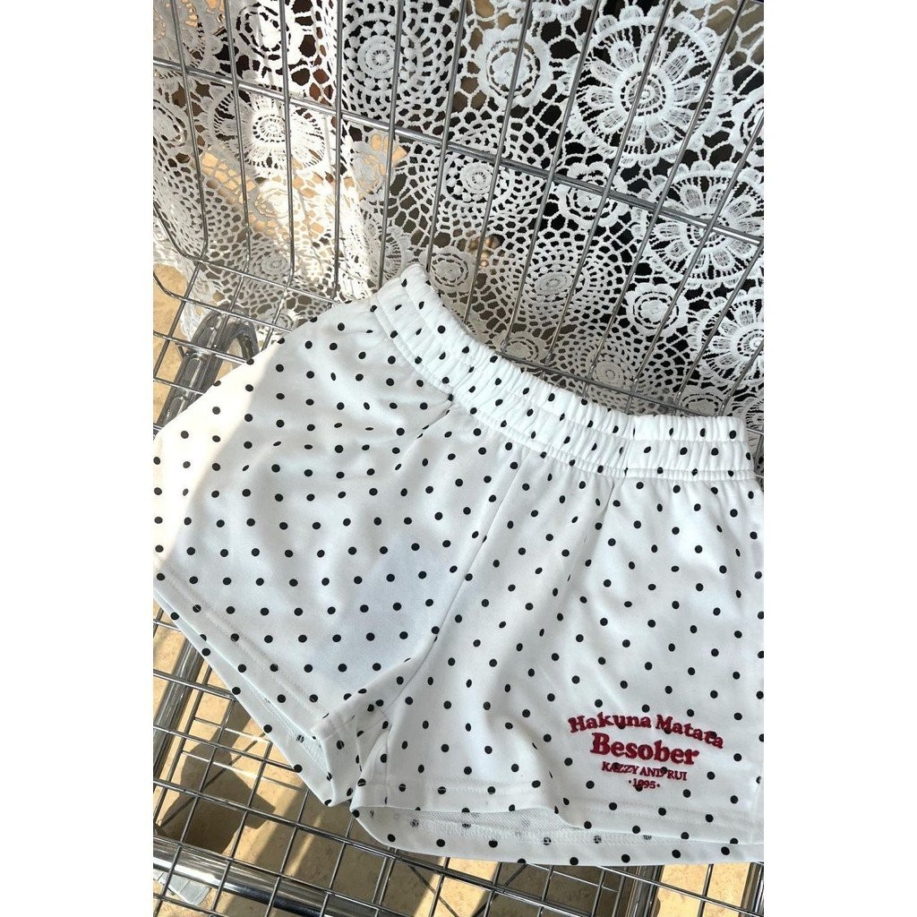 กางเกงขาสั้นสไตล์อเมริกัน สำหรับฤดูร้อน แบบพิมพ์ลายจุดสั้น ยืดหยุ่น สบายๆ ใส่ได้หลายโอกาส - รูปที่ 3