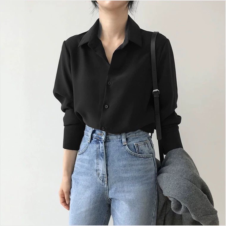 เสื้อเชิ้ตผู้หญิง สีดำ เสื้อเชิ้ตคอปกแขนยาวใส่เที่ยว ใส่ทำงาน เนื้อผ้าไหมอิตาลี่ รีดง่ายสวมใส่สบาย