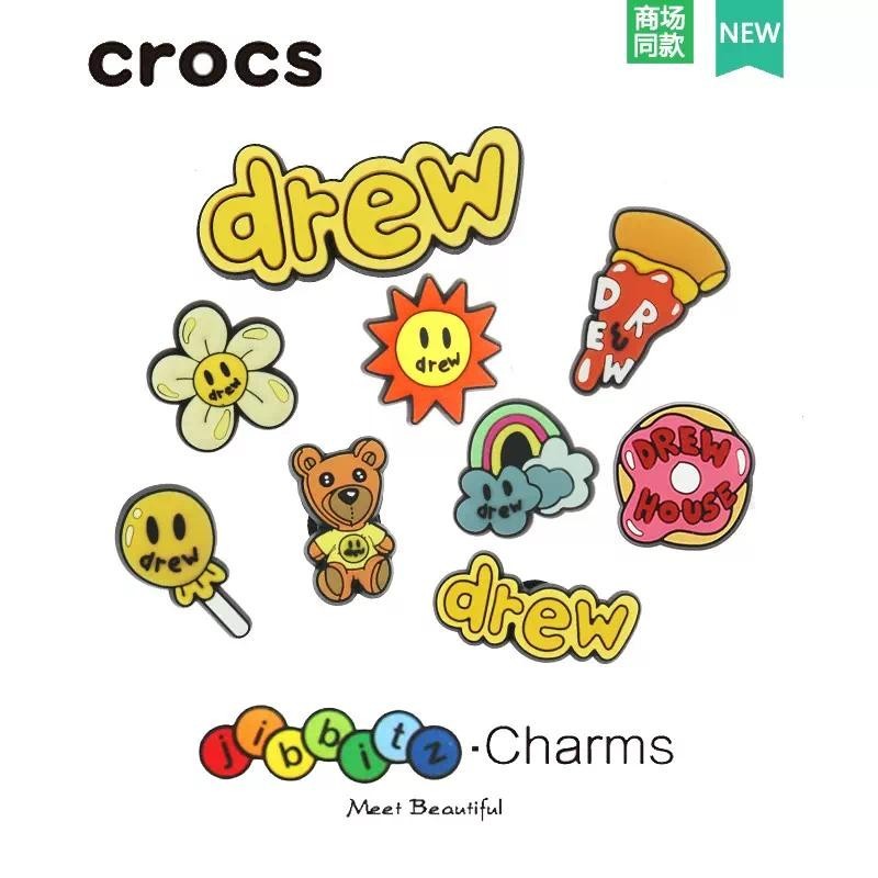 รองเท้าแตะผู้หญิง รองเท้าแตะ อุปกรณ์เสริม เหมาะสําหรับ Crocs Jibbitz Charms (คุณภาพสูง) Drew สีเหลือง