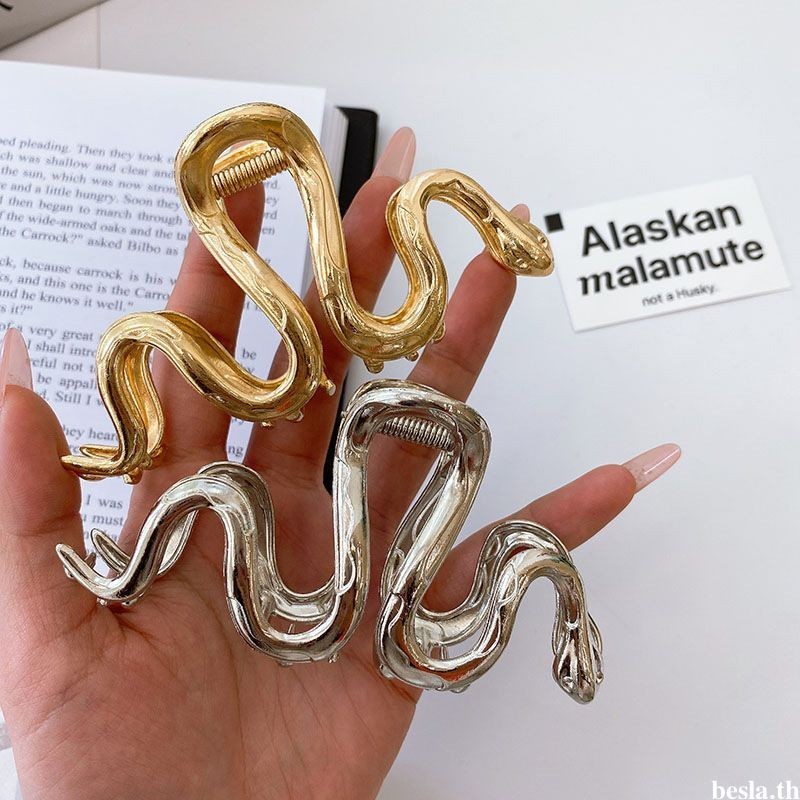 besla.thWave Metal Grab Clip คลิปฉลามขนาดใหญ่ Niche Simple Headdress กิ๊บติดผมรูปงูผู้หญิง