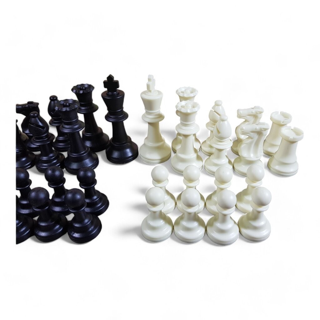 ตัวหมากรุกสากลตัวเรซิ่นมีน้ำหนักสำหรับใช้ในการแข่งขัน (มีควีนให้ฝั่งละ 2 ตัว) - รูปที่ 3