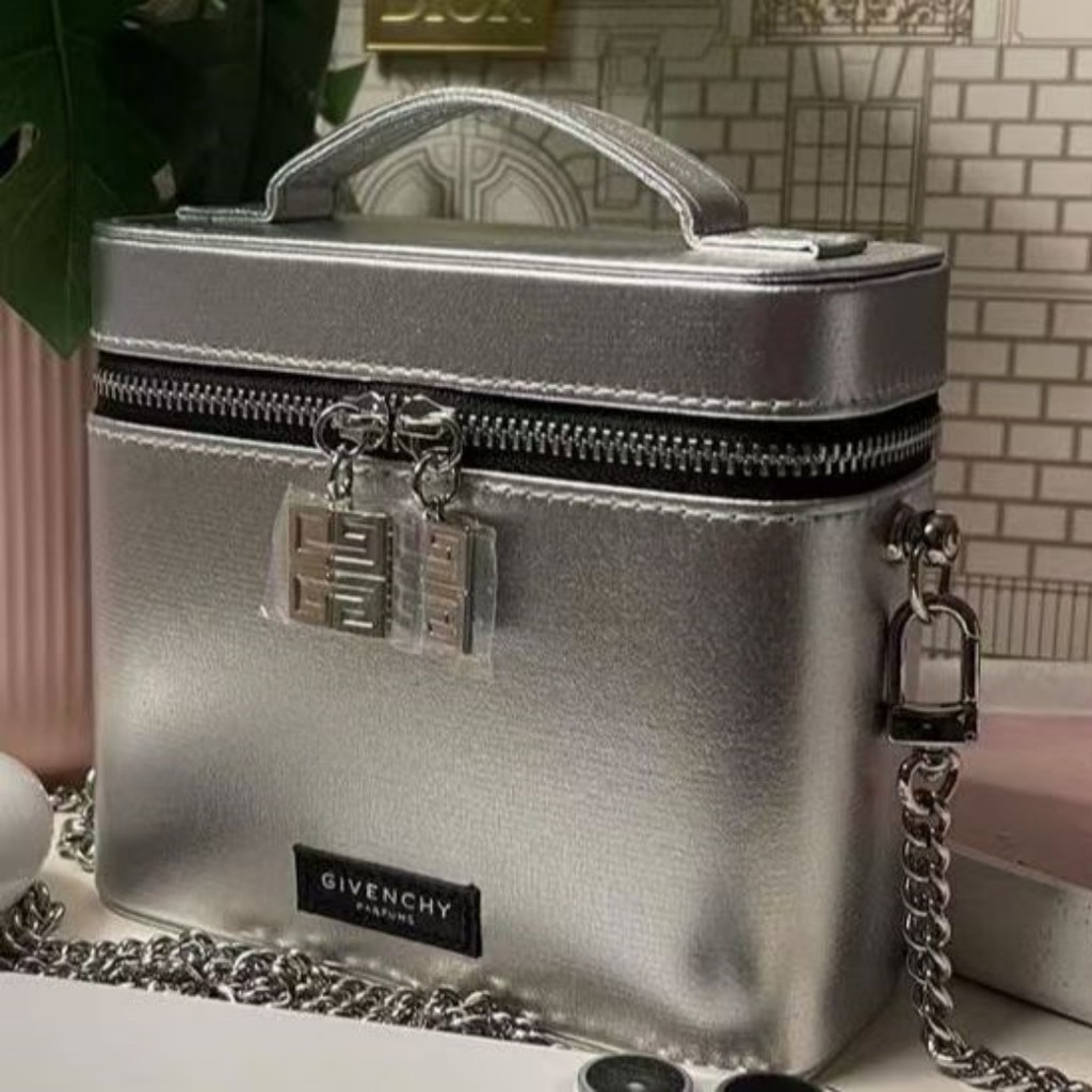 ของขวัญ วีไอพี เงินกรณีเครื่องสําอางกระเป๋าเครื่องสําอางลิปสติกน้ําหอมซิปกรณีการจัดเก็บกระเป๋าเครื่องสําอางที่มีกล่องของขวัญสามารถ ทําเอง โซ่