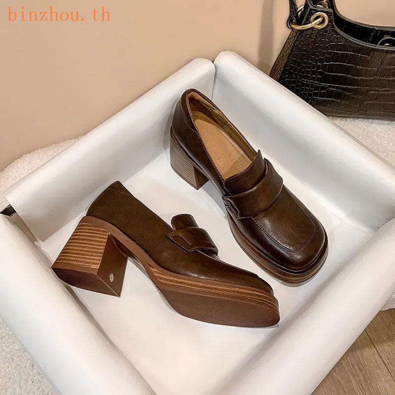 Hwshoes รองเท้าโลฟเฟอร์ ส้นสี่เหลี่ยม สีน้ําตาล สไตล์วินเทจ สําหรับผู้หญิง