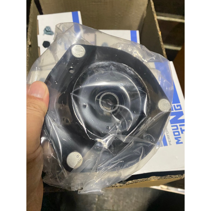 ยางเบ้าโช้คหน้า Toyota camry acv30 acv40 acv50 ยางเบ้าโช้คอัพหลังcamry มาพร้อมกันฝุ่น ราคาตัวละ ยี่ห