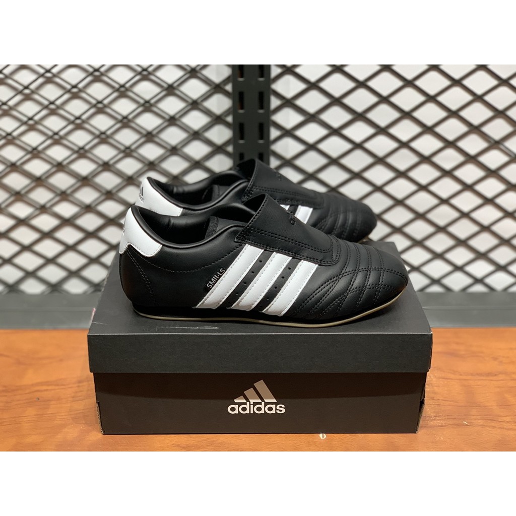 AD Originals Taekwondo สีขาวสีดําสีดําสีขาวสีดํารองเท้าวิ่งรองเท้าลําลอง JQ4775 JQ4774