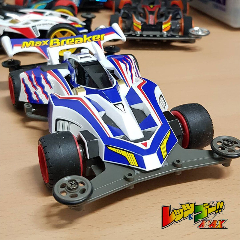 Daxing Mini 4WD Phantom Uranus Sea Thunderbolt ประกอบโมเดลรถแข่งรถของเล่น