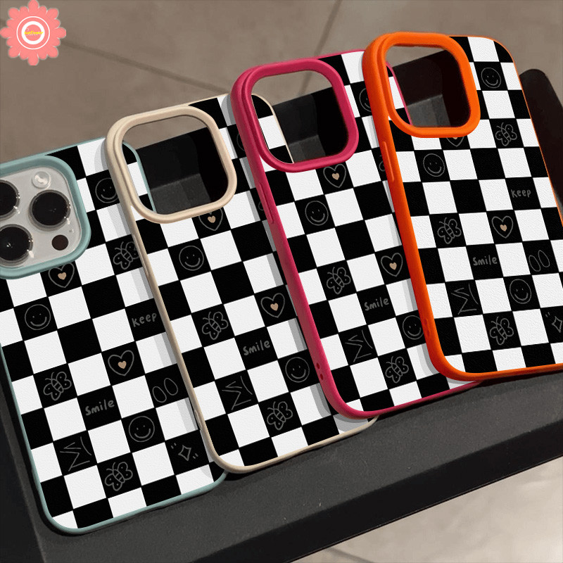Retro รูปแบบกระดานหมากรุกผีเสื้อหัวใจรักยิ้มสําหรับ IPhone 16 11 13 15 12 14 Pro Max XR X XS Max 15 16 14 Plus หนังหรูหราผิวรู้สึกนุ่มกรณี