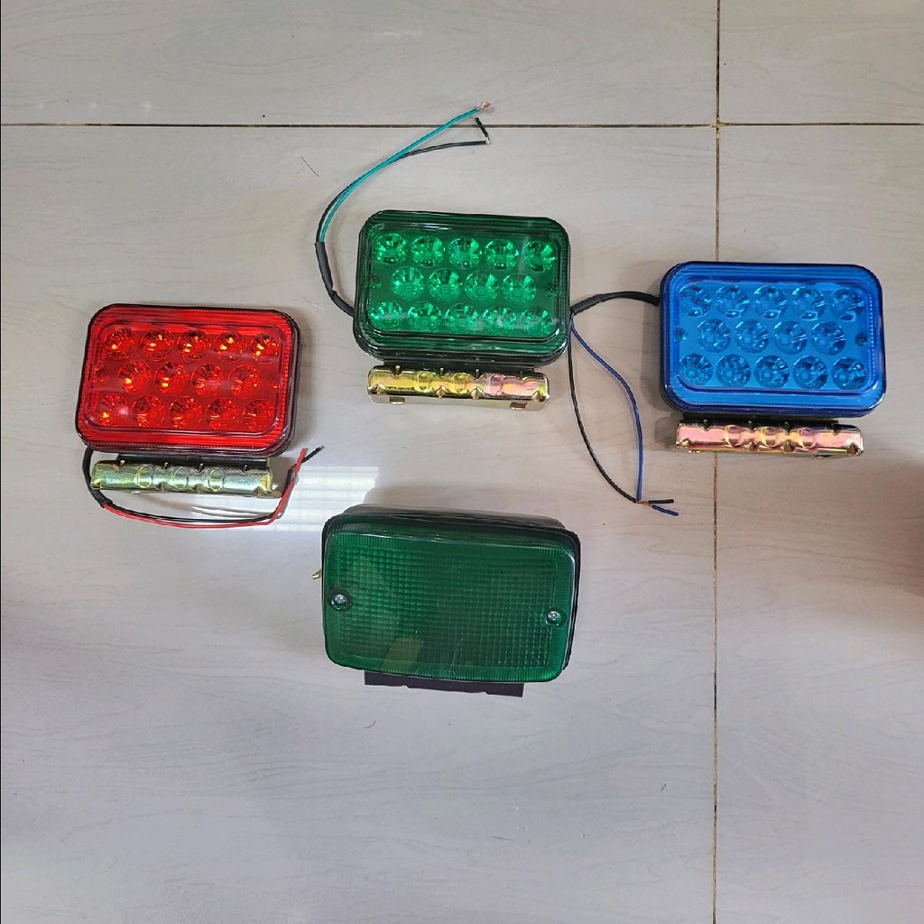 ไฟหลังคารถบรรทุก วอลโว่ 24v Led/แบบธรรมดา