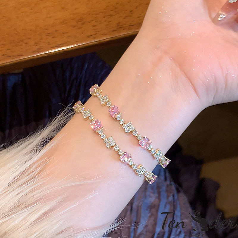 COD-ส่งเร็วจากไทย🎀สร้อยข้อมือเพชรสี่เหลี่ยมสีชมพูสไตล์เจ้าหญิง ดีไซน์เก๋ไก๋ หรูหรา อ่อนช้อย-Ten