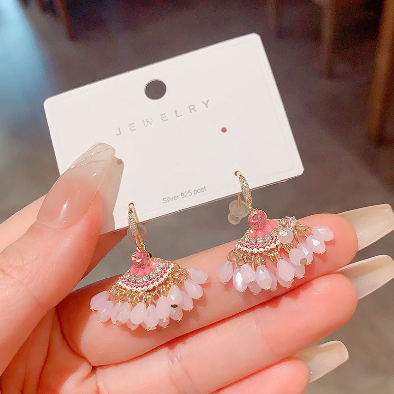 ต่างหูพู่คริสตัลรูปพัดลมฮ่องกงแฮนด์เมด สไตล์ชนเผ่า คุณภาพพรีเมียม