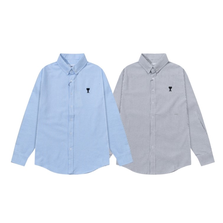 เสื้อเชิ้ตลายแขนยาว Oxford สีดำคลาสสิก ปักหัวใจขนาดเล็กบนหน้าอก